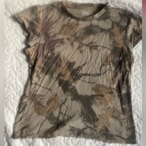 Urban Outfitters BDG Women's Short Sleeve Camouflage Tee